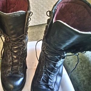 Combat boots, Vibram lug Soles